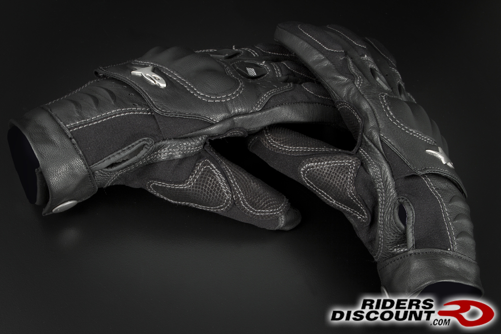 Alpinestars%20Glove_Alloy_1.jpg